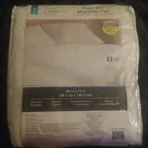 Twin size mattress pad